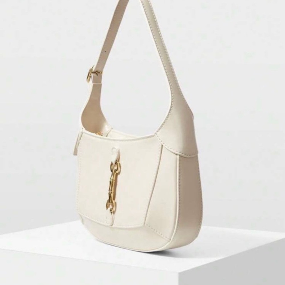 Cream Shoulder Bag with Gold Hardware - Picture 6 of 6
